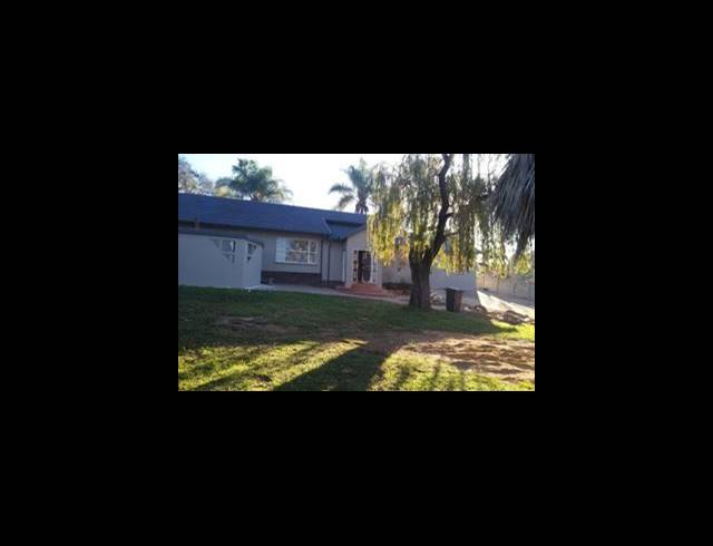 9 BEDROOM HOUSE FOR SALE IN ERASMIA